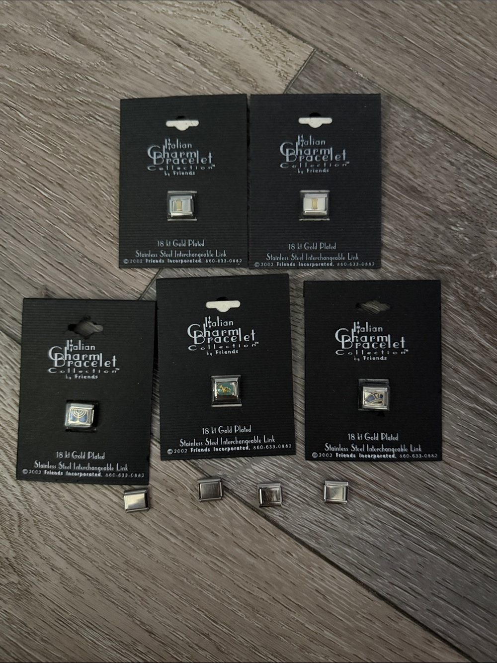 Vintage 2002 "Italian Charm Bracelet Collection by Friends" 9mm Modular Link